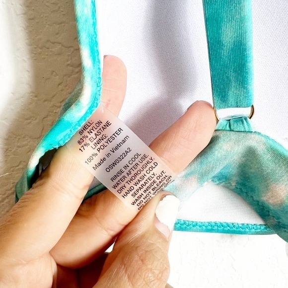 Calmed by Johnny Was Blue Multicolor Adjustable Bikini Top Size Large New - Picture 5 of 7